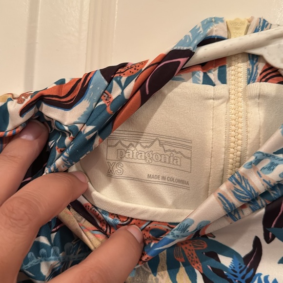 Patagonia Swell Seeker Long-Sleeve One-Piece Swimsuit Size XS - Picture 11 of 12